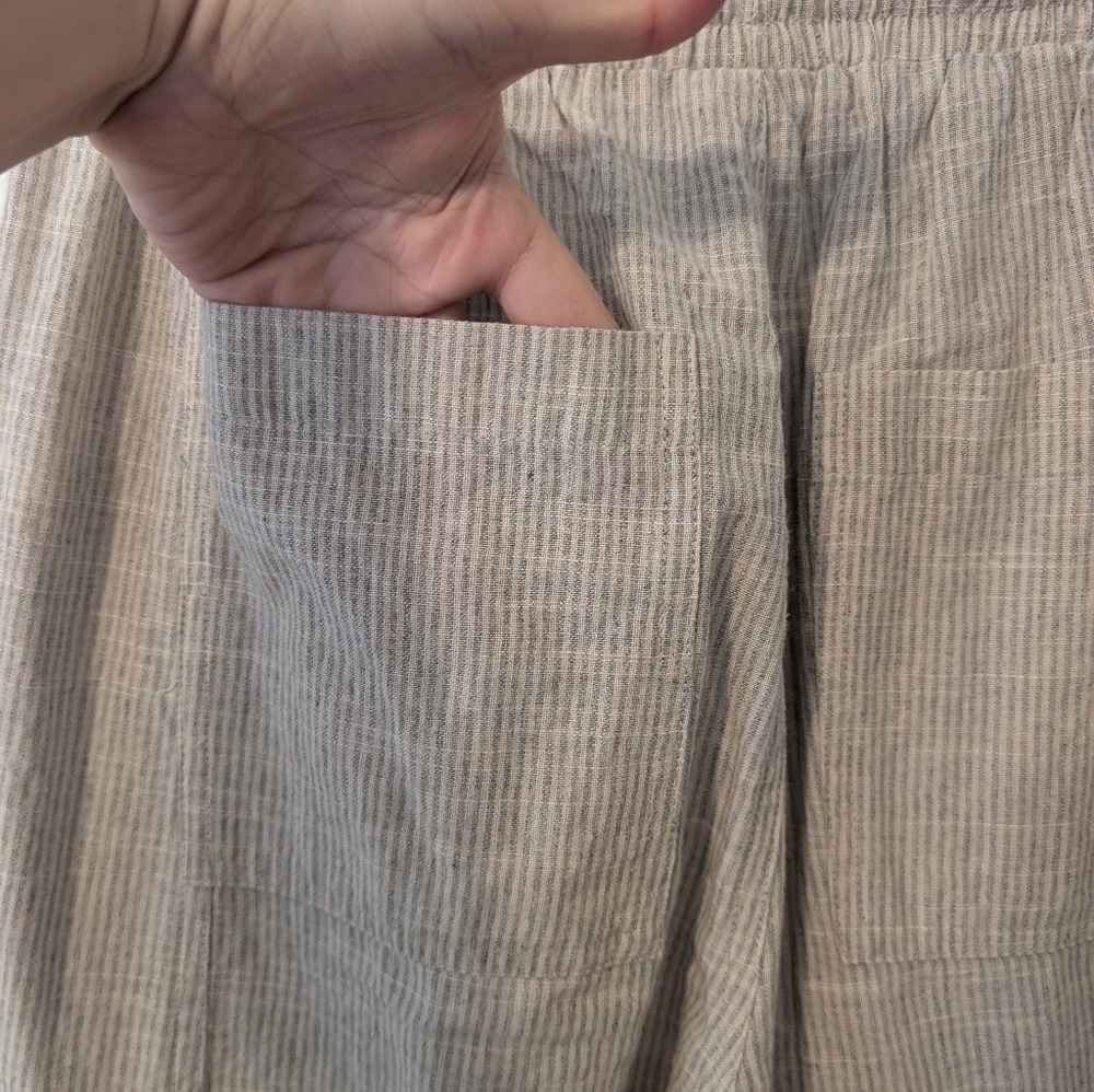 Pants - Picture 2 of 3